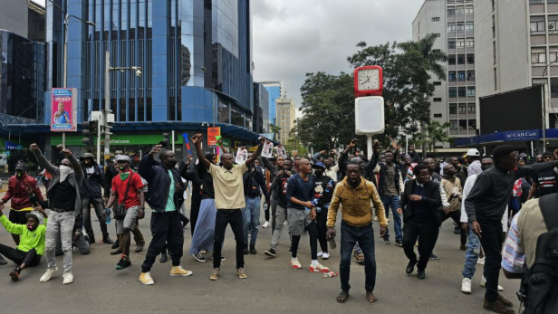 Kenyan youths take to the streets to protest rising fuel pump price
