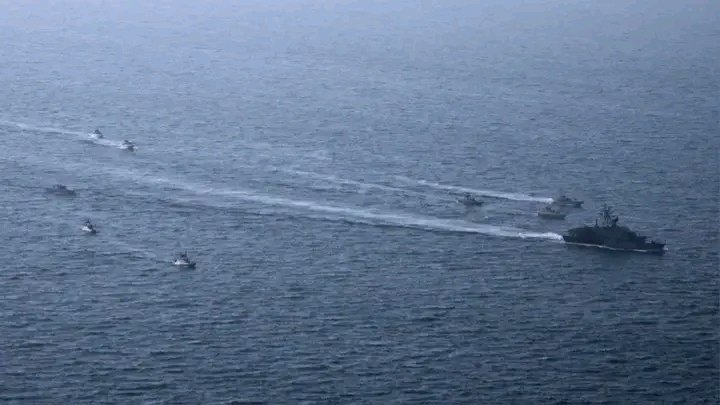 Iran deploys “mosquito fleet” strategy:swarm tactics reshape hormuz battlefield
