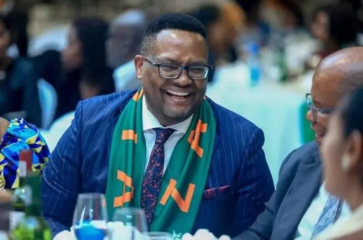 PRESIDENT HICHILEMA MUST STOP THE LOOTING-Amb. Emmanuel Mwamba