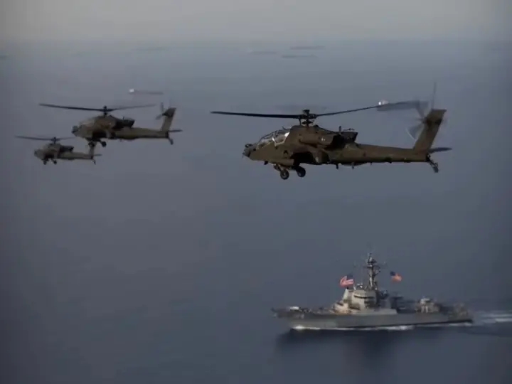 US Secures Shipping Lanes  Helicopters Engage Fast Boats in Hormuz