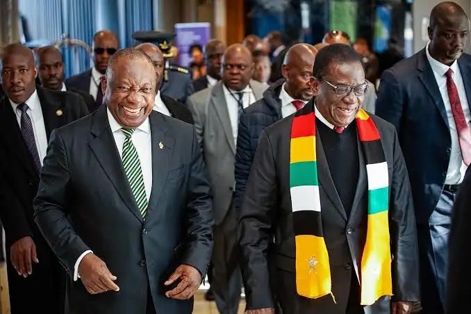 RAMAPHOSA’S PRIVATE ZIMBABWE VISIT SPARKS SPECULATION ABOUT POST-TERM FUTURE AS QUESTIONS EMERGE OVER TIMING AND PURPOSE OF MEETING WITH PRESIDENT MNANGAGWA