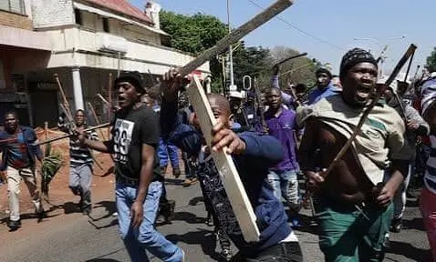 AFRICANS ARE BURNING AFRICAN SHOPS & BEATING AFRICAN BROTHERS ON AFRICAN SOIL — THIS IS OUR GREATEST SHAME!