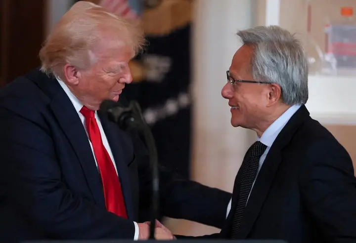 Trump’s Power Move: Calls Nvidia CEO Last-Minute, Loads Him on Air Force One for Beijing Showdown