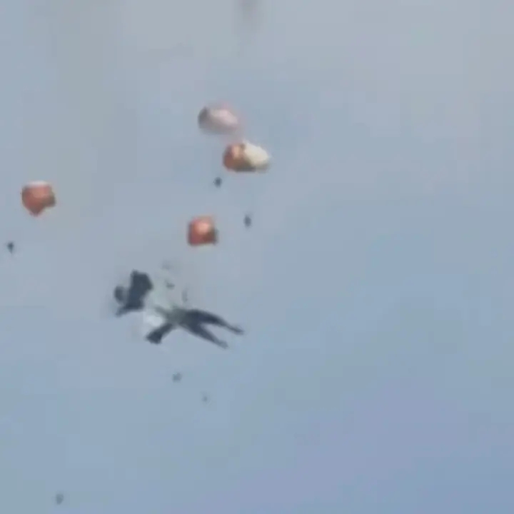 Terrifying images show two U.S. Navy EA-18G Growler jets collide midair during Idaho air show