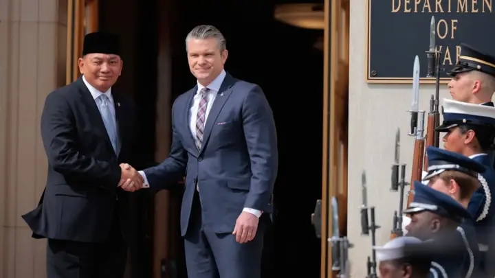Indonesia Confirms Signing Letter of Intent Allowing U.S. Military Aircraft Access to Its Airspace