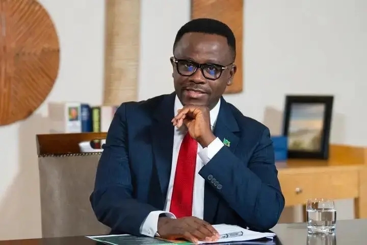 “Online Candidate” Mudolo Seeks Late Entry into Presidential Race