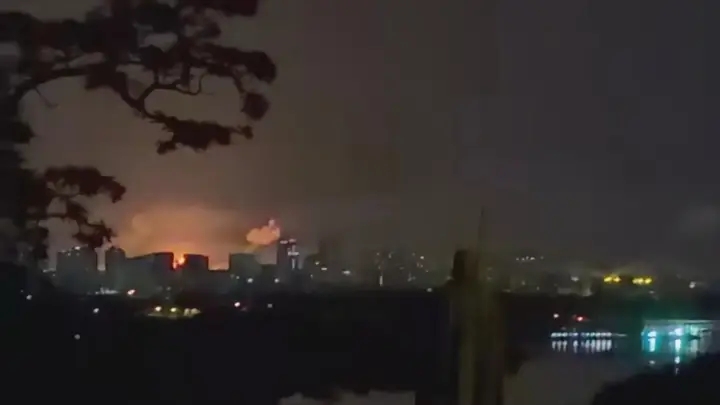 Night strikes rock Kyiv as explosions echo across the city