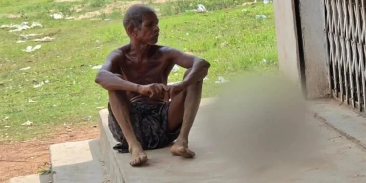 Man Takes Sister’s Skeleton to Bank After Being Denied Access to Her Savings