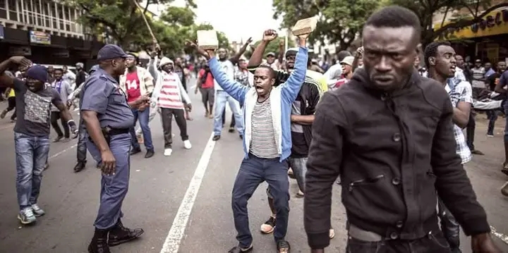 NIGERIA TO REPATRIATE ABOUT 1,000 OF ITS CITIZENS FROM SOUTH