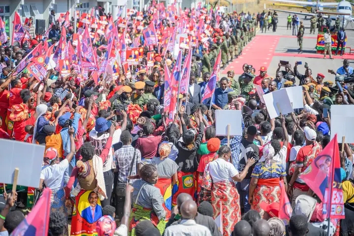 PRESIDENT HICHILEMA URGES TEAMWORK AS UPND GEARS UP FOR ELECTION VICTORY