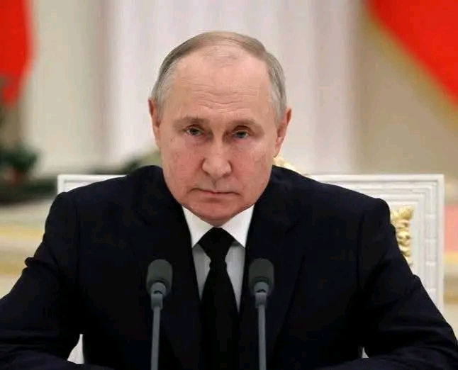 1785776873144