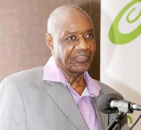 Vernon Mwaanga&nbsp; says Lungu family ‘took the wrong route’ over burial dispute