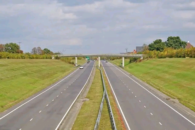 GOVERNMENT TO UPGRADE GREAT EAST ROAD TO DUAL CARRIAGEWAY FROM AIRPORT TO CHONGWE.