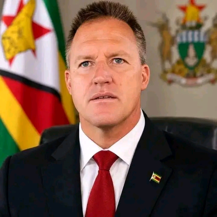 Muvet Says VVZ Inundated With 15,000 Messages A Day After Govt-In-Exile Reports, Discourages Big Donors, Saying People Must Fund Their Own Revolution