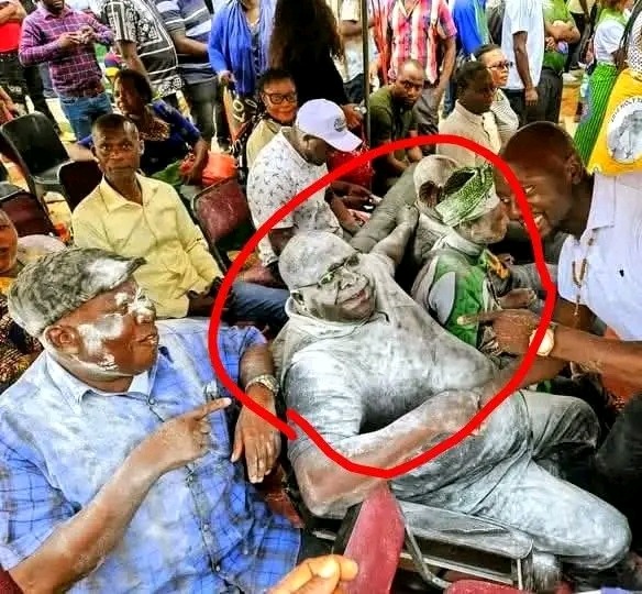 Chishimba Kambwili is having an underground meeting to resurrect Tonse under a new political party name-Seer1