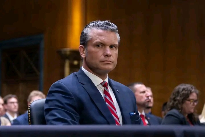 Thomas Massie just FORCED a House vote on impeaching Pete Hegseth — the first defense secretary ever to face impeachment
