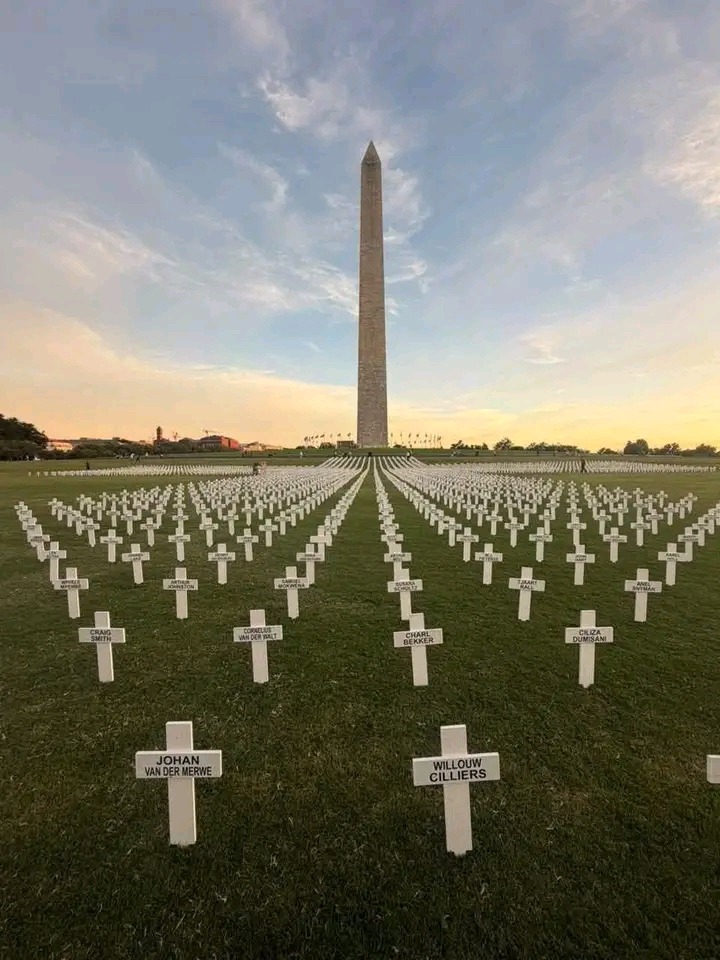 SOUTH AFRICAN GROUP PLANTS THOUSANDS OF CROSSES IN WASHINGTON TO HIGHLIGHT FARM MURDERS