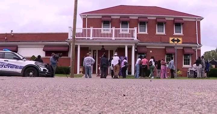 FAMILY SHOCKED TO FIND WRONG DECEASED WOMAN DRESSED IN THEIR MOTHER’S CLOTHES AND WIG