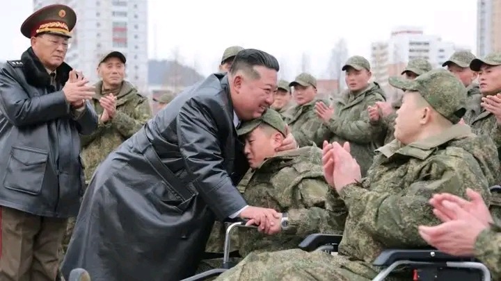 Zelenskyy Says North Korea Preparing 10,000 More Troops for Russia