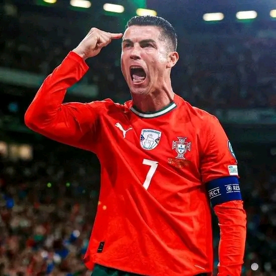 PORTUGUESE FOOTBALL LEGEND SLAMS RONALDO FOR HIS ARROGANCE: “I PLAYED AGAINST PELÉ AND MET MARADONA, BUT I’VE NEVER SEEN ANYONE BEHAVE LIKE HIM!”