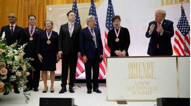 6 leaders received awards as ‘America’s greatest living innovators’ from Donald Trump. Only 1 is US-born