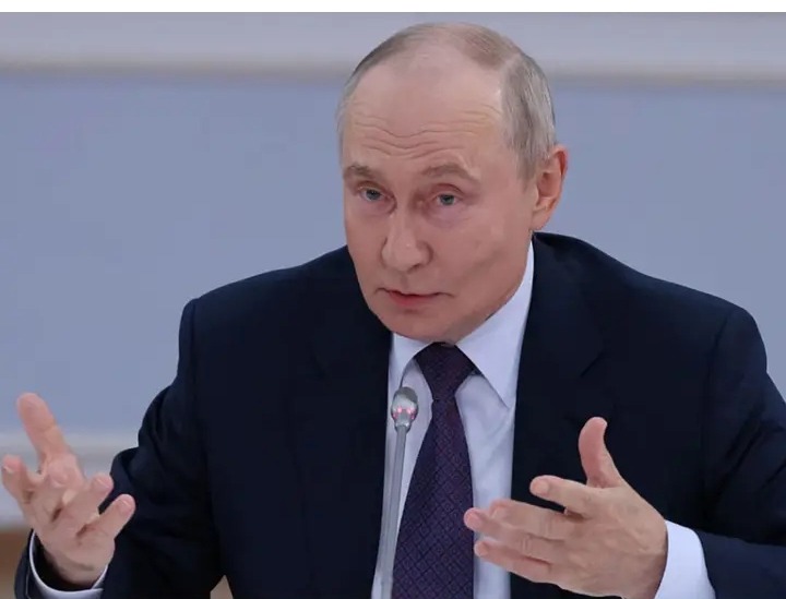 Putin Praises the Courage and Heroism of the Iranian People